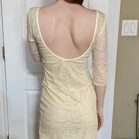 Off White Dress - Picture 4 of 4